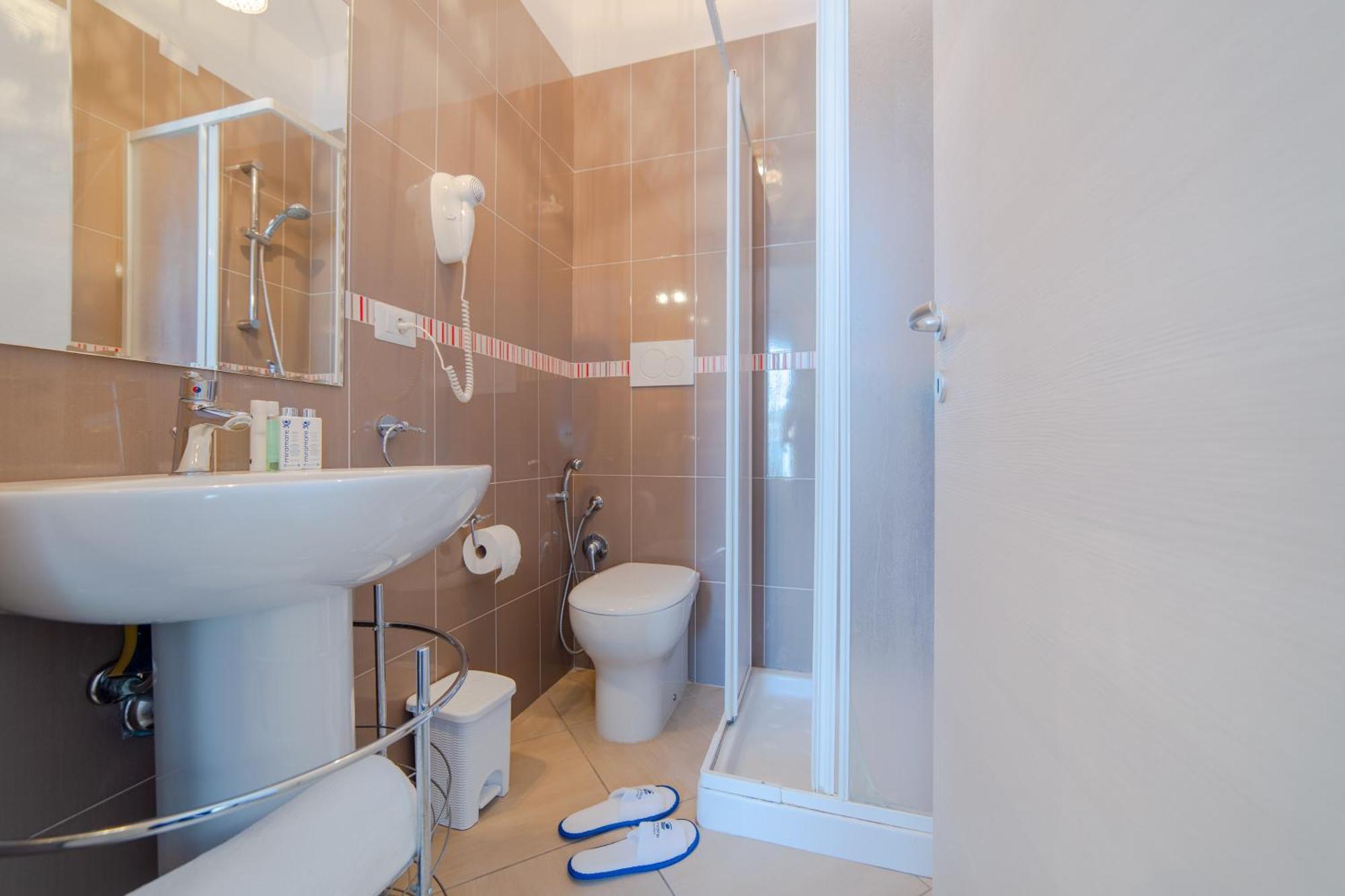 Sterlizia Rooms Gallipoli Bagian luar foto